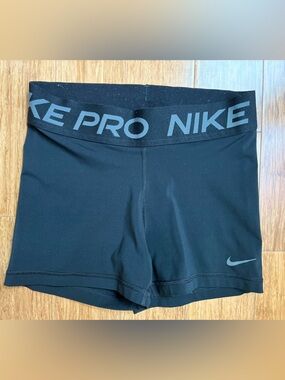 Nike Pro Black Spandex Compression Shorts Size Small